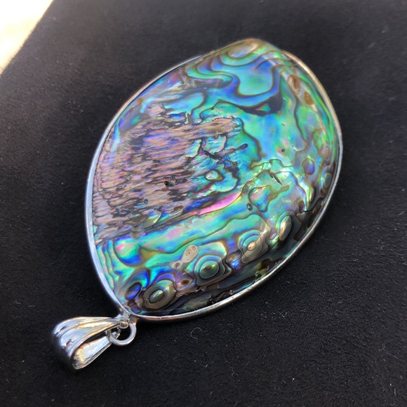 Polished Abalone Pendant - Picture 3 of 8